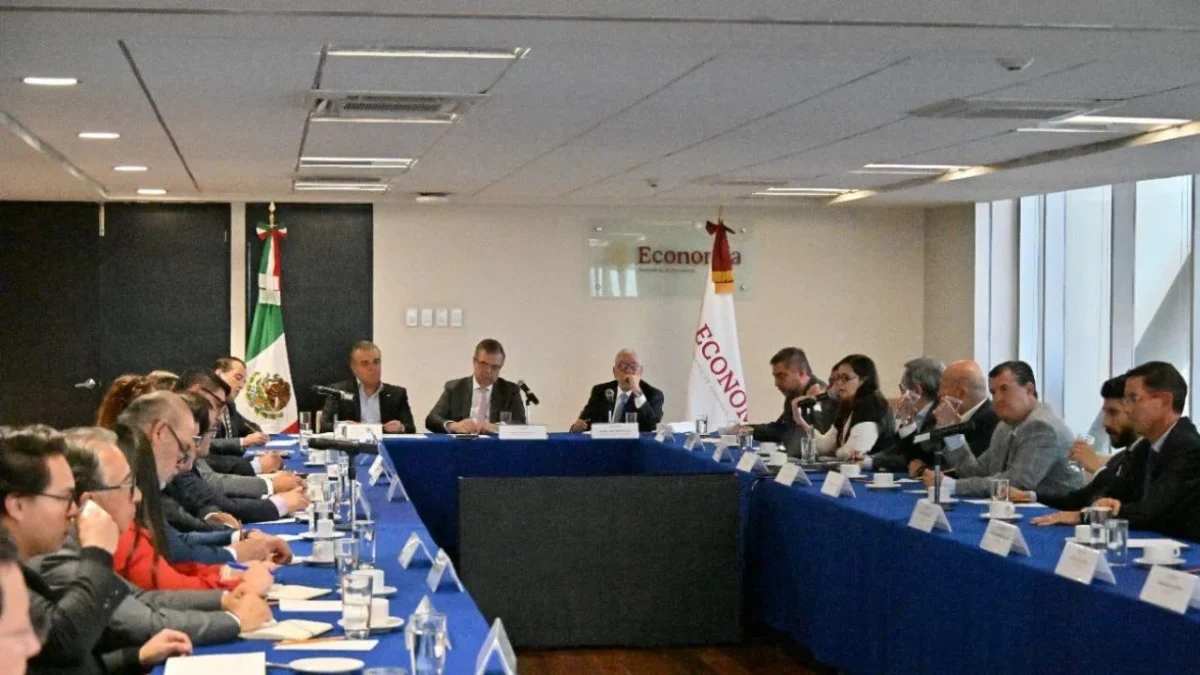 Economía y CCE inician consultas en 30 sectores de cara a la revisión del T-MEC