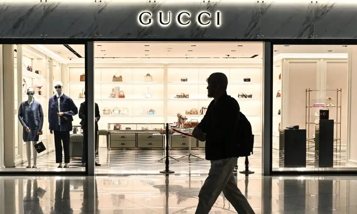 multan a Gucci Chloé Loewe