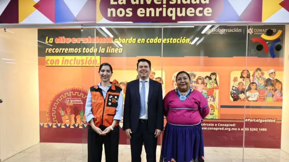 Inauguran en el Metro la expo '19 por el 19' que busca prevenir la discriminación