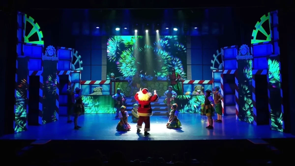 'La Fábrica de Santa', el clásico musical navideño, regresa al Teatro Rafael Solana con una historia renovada: '¡Salvemos la Navidad!'.