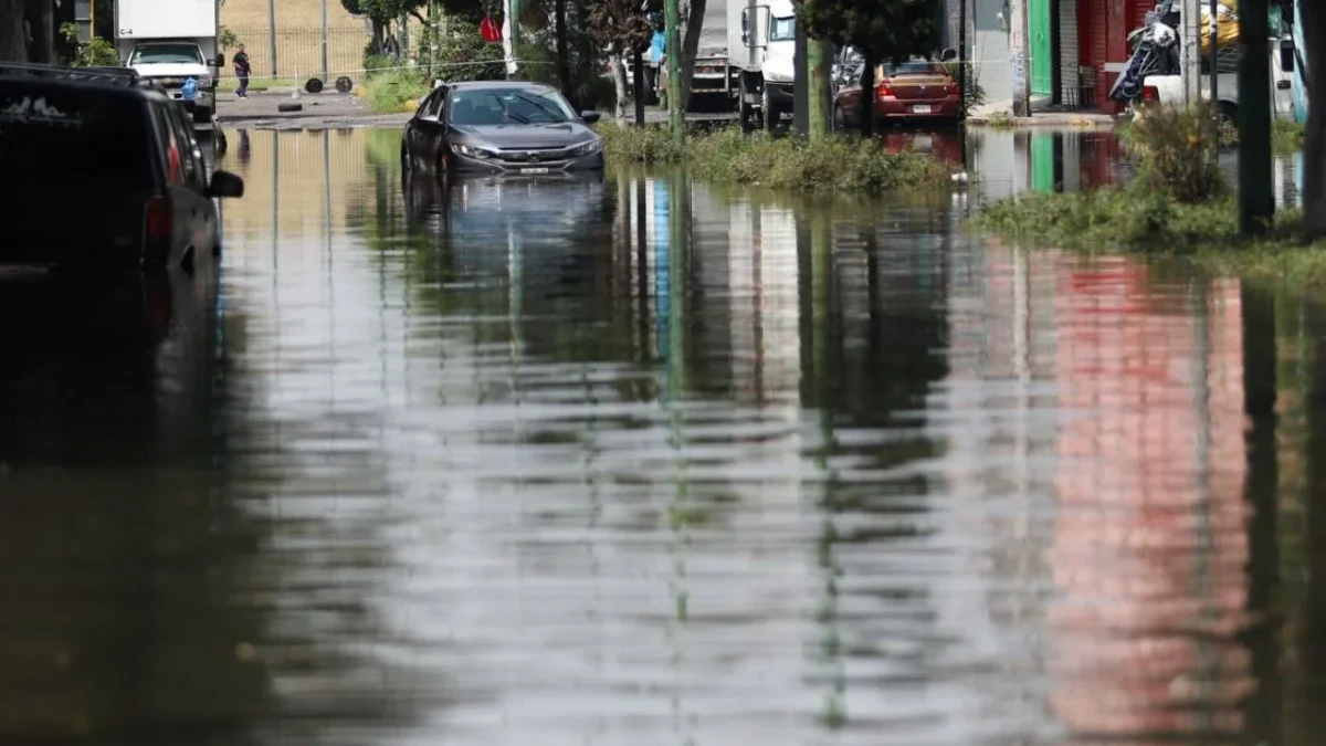 Lluvias por 'Priscilla' dejan inundaciones y un niño muerto en Oaxaca