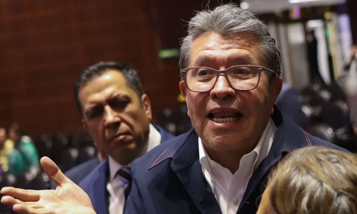 Monreal adelanta trabas a reforma que busca eliminar el fuero