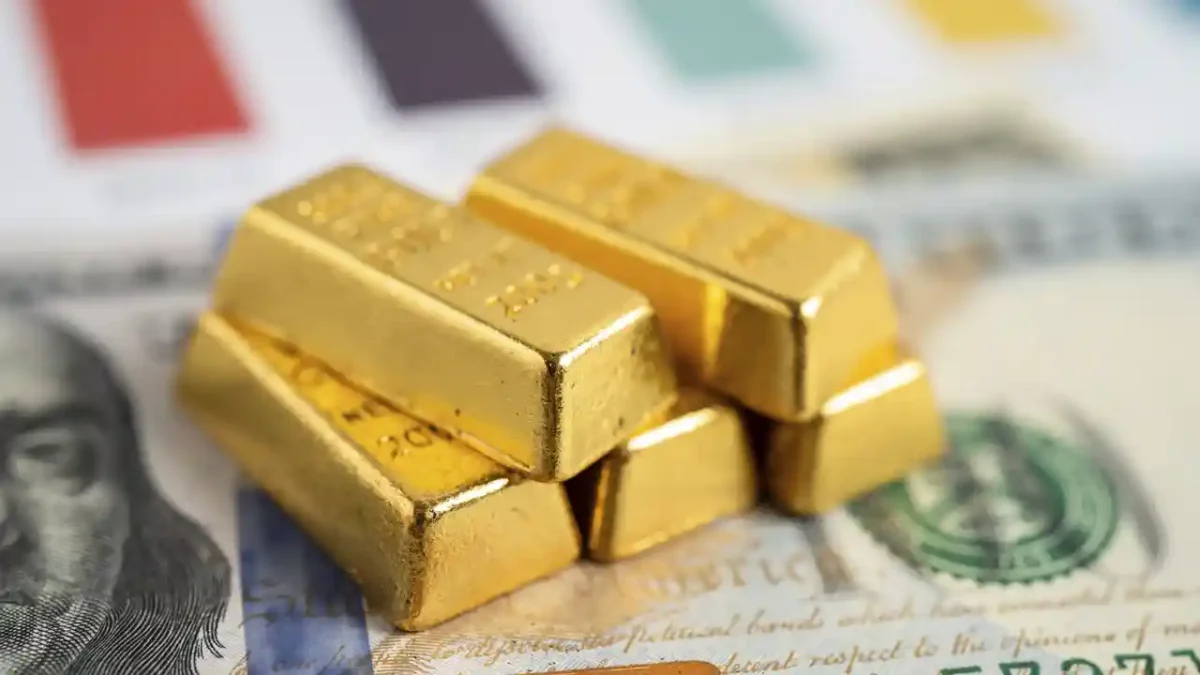 Oro en 4100 dólares la onza