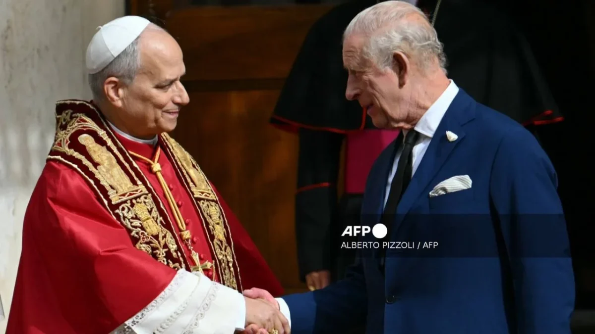 Paz entre anglicanos y católicos, Papa León XIV reza con el Rey Carlos III