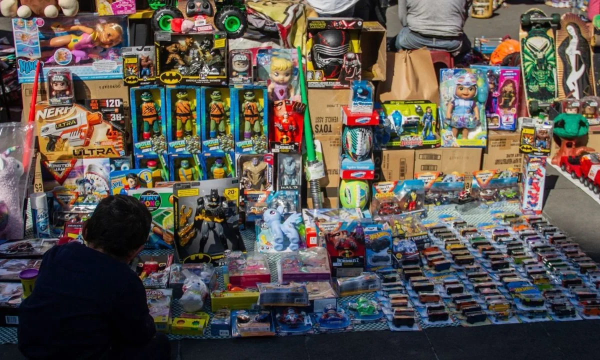 Pide Morena espacios de venta gratuitos para 'nenis' en el Buen Fin 2025