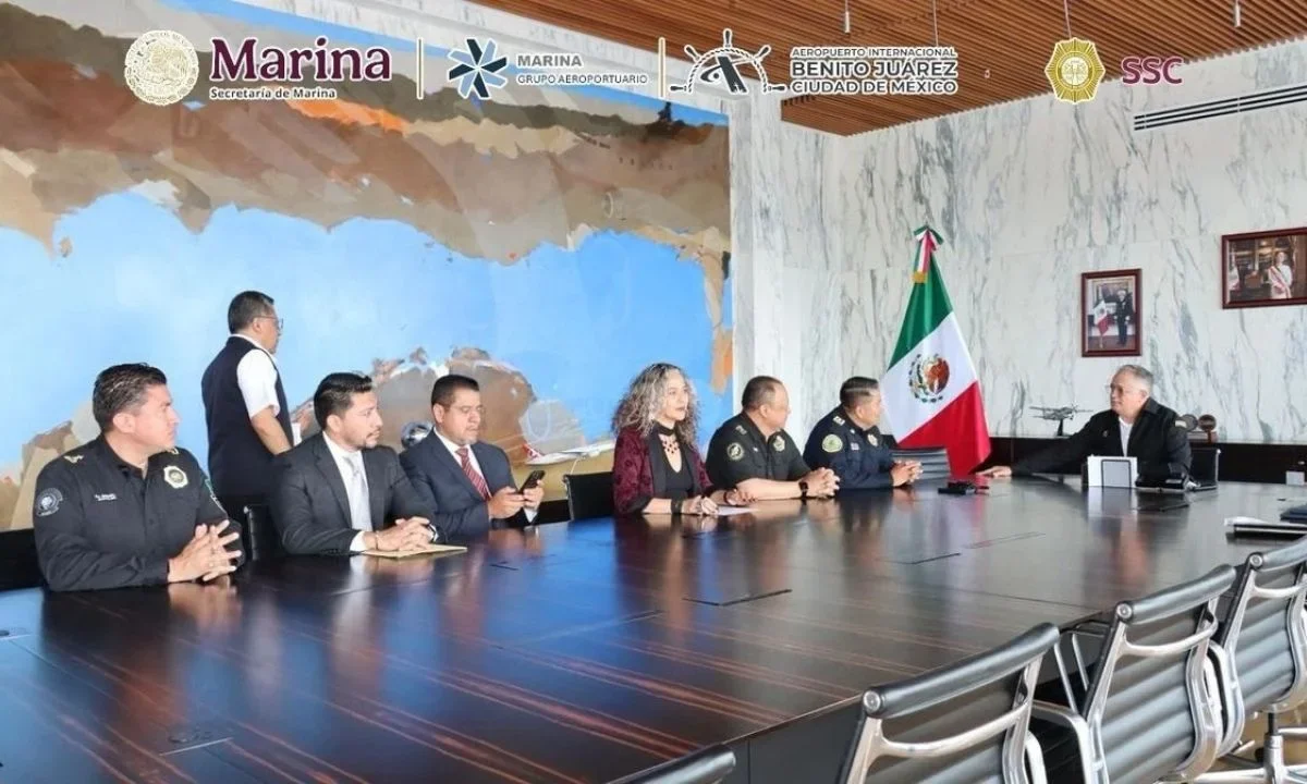 Coordinación. Representantes de la corporación policial y del aeródromo participaron en la suscripción del acuerdo.