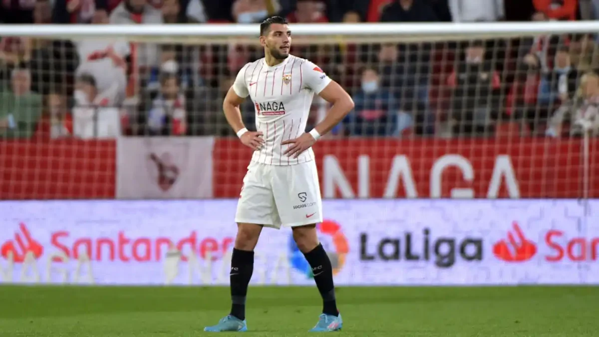 El delantero Rafa Mir, que juega en Elche cedido por Sevilla
