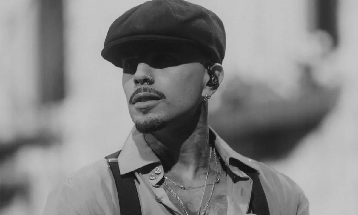 Rauw Alejandro en ‘Silencio’, se adentra en un universo sonoro distinto al que tiene acostumbrados a sus fans