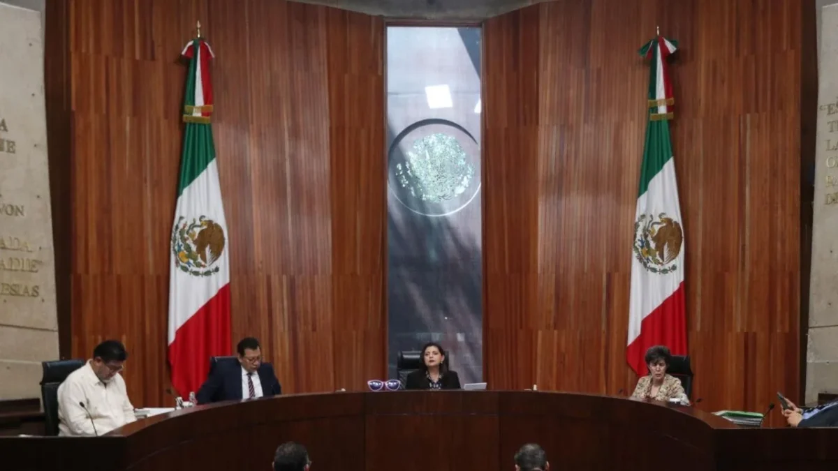 TEPJF aplaza discusión de caso de denuncia del OIC contra consejeros del INE