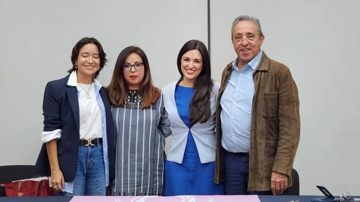 Va sociedad civil por reformas en materia de adopción, buscan a legisladores