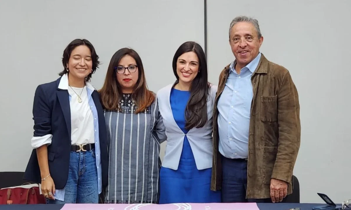 Va sociedad civil por reformas en materia de adopción, buscan a legisladores