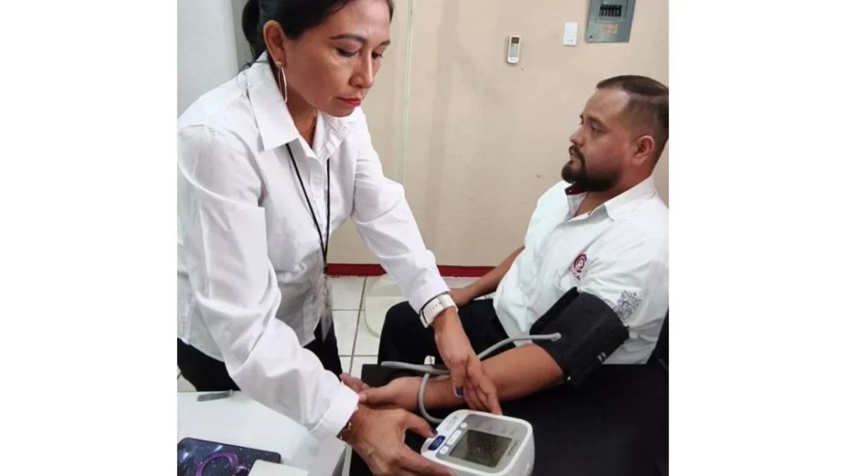 Los servicios gratuitos de "Salud en tu Barrio" llegan al ICATAM No. 4 en Candelaria, Campeche.