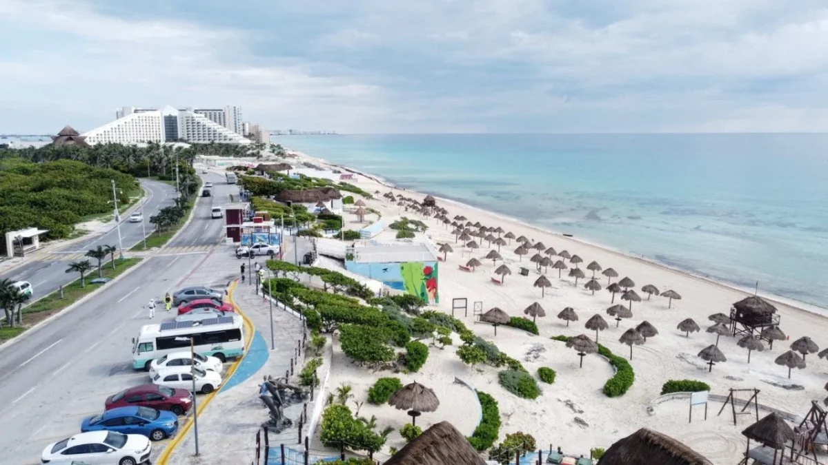 Alertan al ayuntamiento de Benito Juárez que el nuevo Programa de Desarrollo Urbano pone en riesgo de privatización a playas de Cancún.