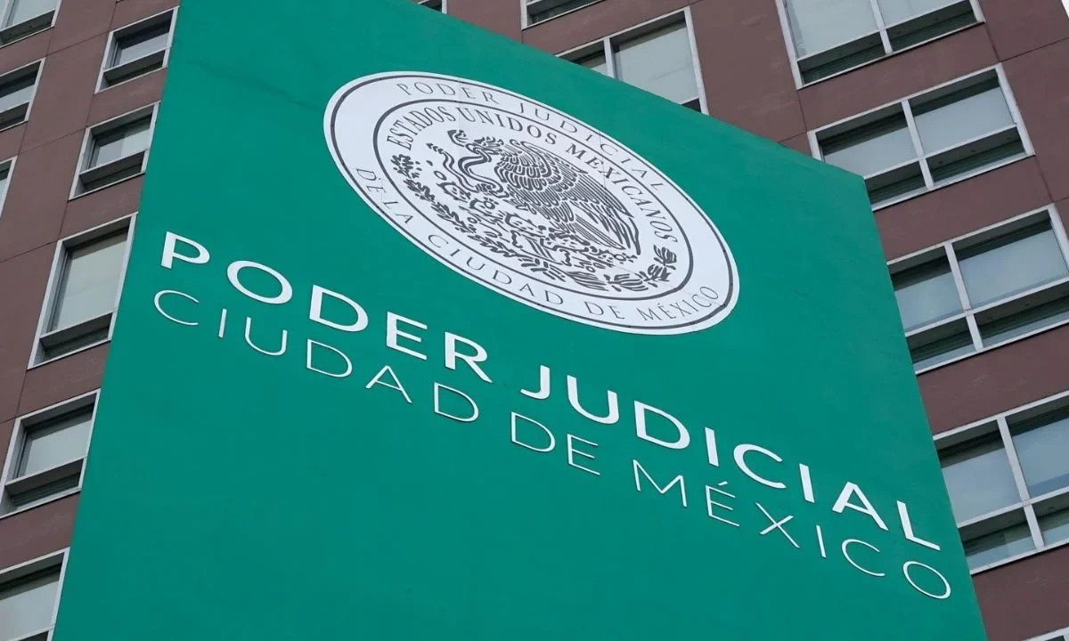 Una balacera frente a Ciudad Judicial de la CDMX, dejó un saldo de una persona herida y al presunto agresor detenido.