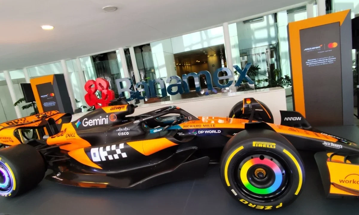 Los monoplazas de McLaren lucirán los logos de Mastercard y Banamex durante el Gran Premio de México 2025.