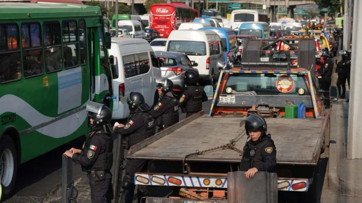 César Cravioto afirmó que mantiene contacto con el gremio de transportistas para evitar afectaciones a la circulación en caso de un bloqueo.