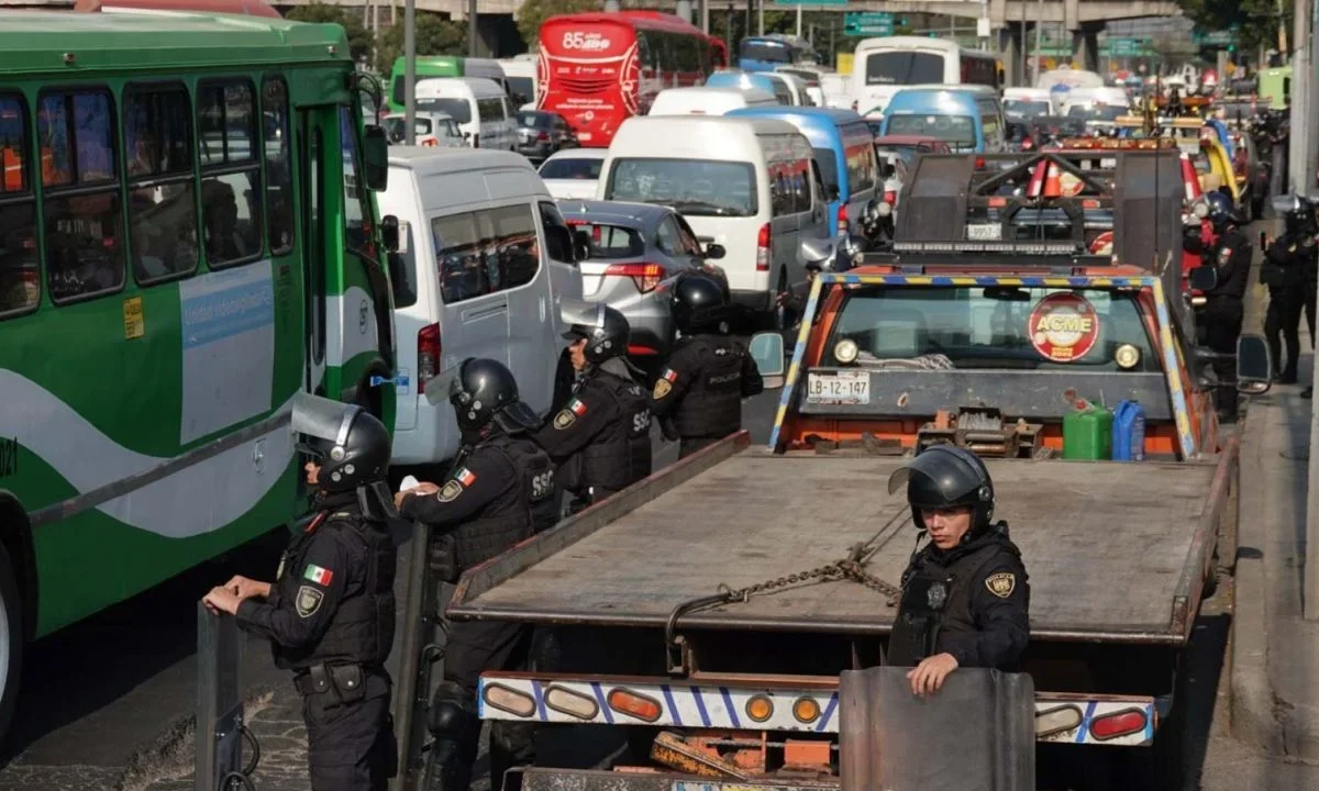 César Cravioto afirmó que mantiene contacto con el gremio de transportistas para evitar afectaciones a la circulación en caso de un bloqueo.