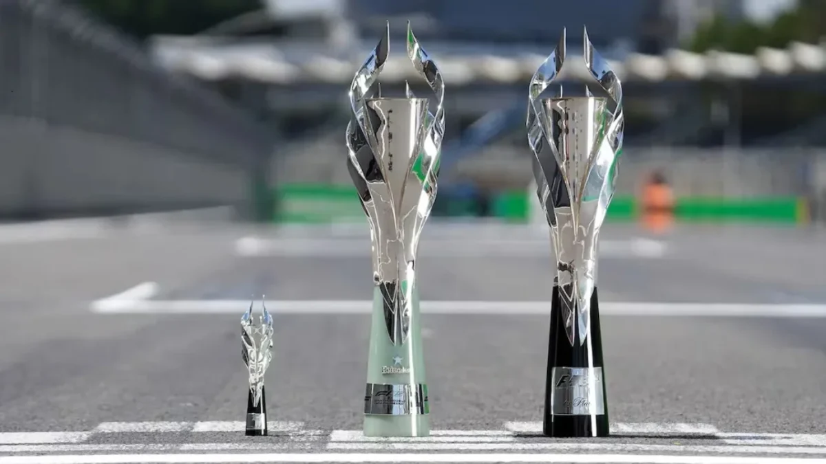 El Trofeo TANE 2025 del Gran Premio de México destaca por su diseño artesanal y los colores de la bandera mexicana.