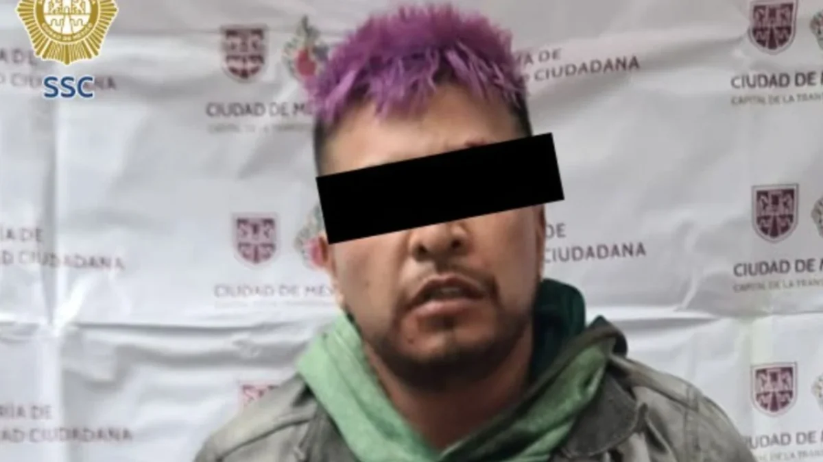 Luego de hacerse viral por bailar en estado de ebriedad en una chelería, la PDI detuvo al 'Farrukito de Tepito' por narcomenudeo.