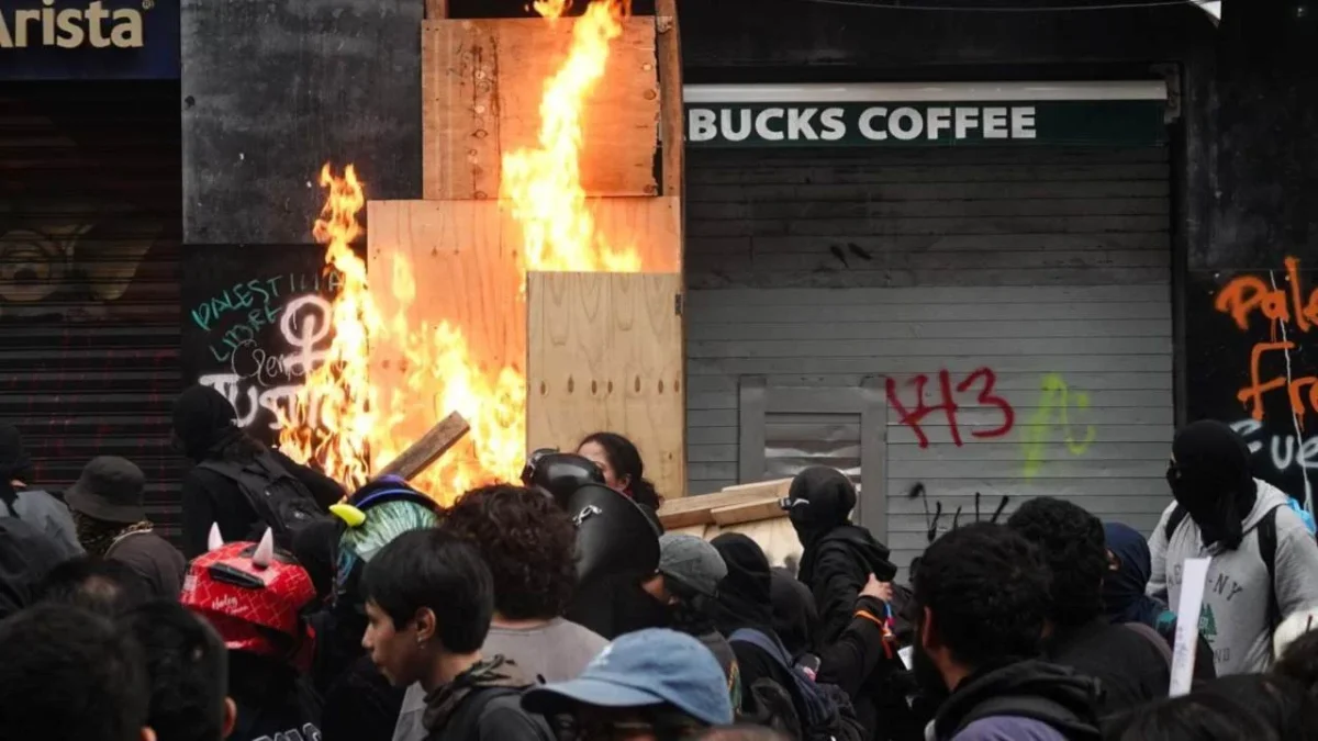 La CDMX reforzará los protocolos de marchas tras los actos de violencia registrados en la movilización del 2 de octubre, detalló Clara Brugada.