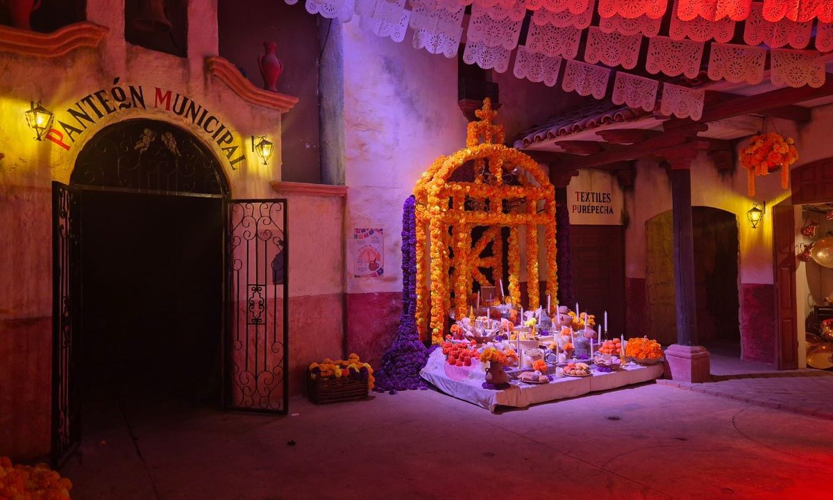 Día de Muertos de Michoacán, Odisea México