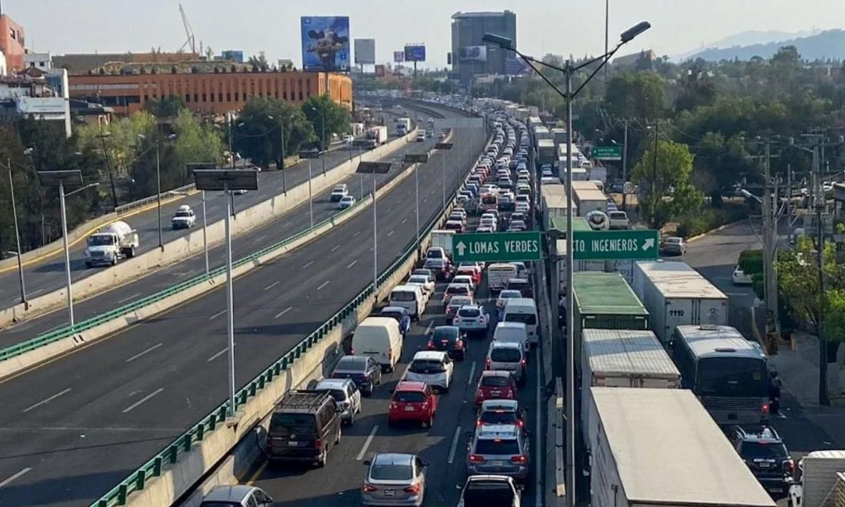 El Gobierno de Naucalpan anunció que hará cierres parciales en carriles centrales en el tramo Parque Naucalli - Río San Joaquín.
