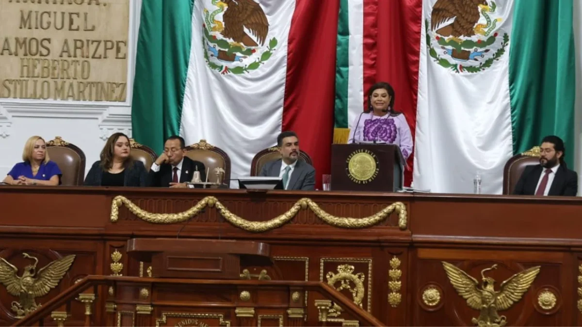 Ante el Congreso de la Ciudad de México, Clara Brugada rindió su primer informe de Gobierno.