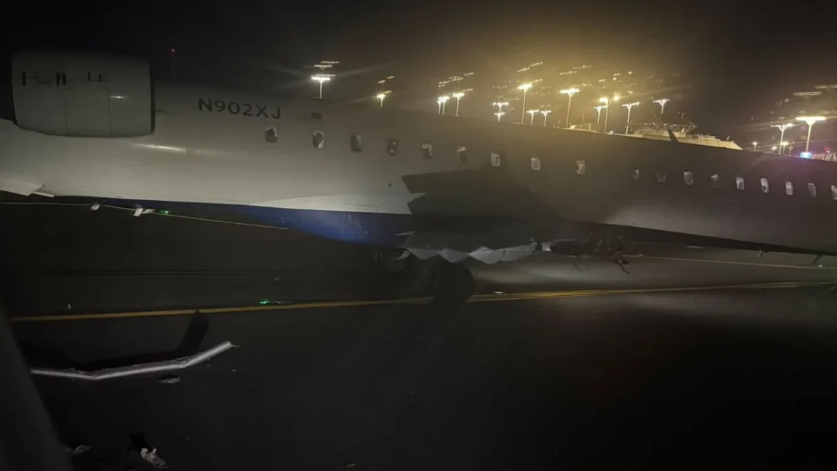 Dos aeronaves comerciales de Delta Airlines colisionaron en el Aeropuerto LaGuardia en Nueva York; reportan un herido.