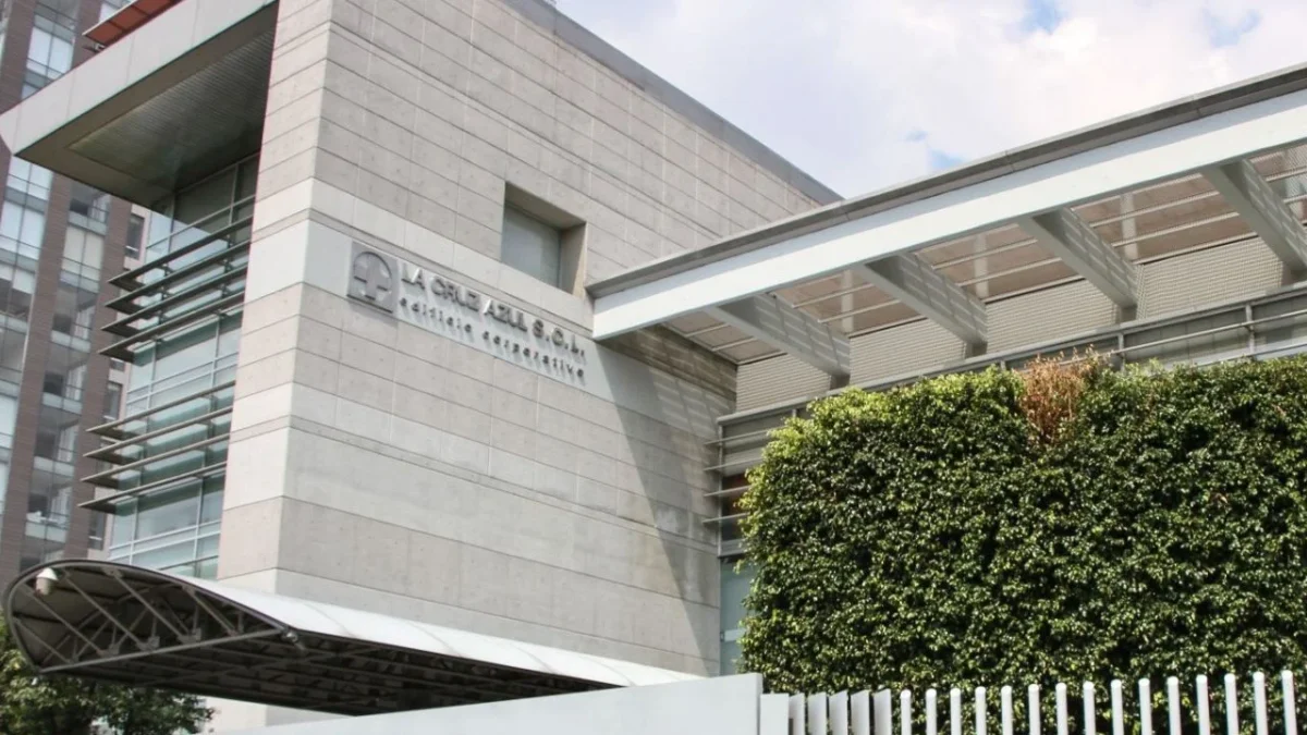 La Cooperativa Cruz Azul se ha visto acechada por una serie de enfrentamientos entre trabajadores e incluso crimenes violentos contra algunos implicados en el caso.