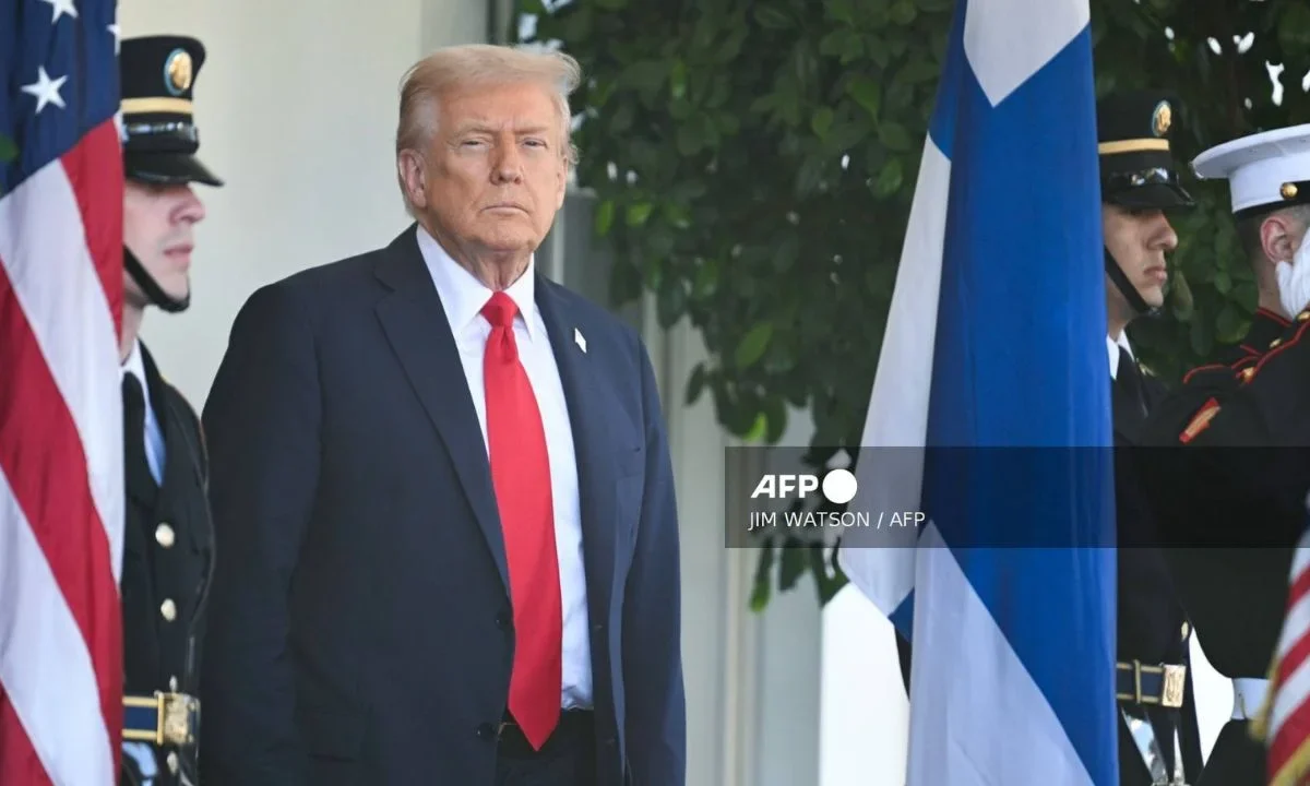 Donald Trump propuso expulsar a España de la OTAN