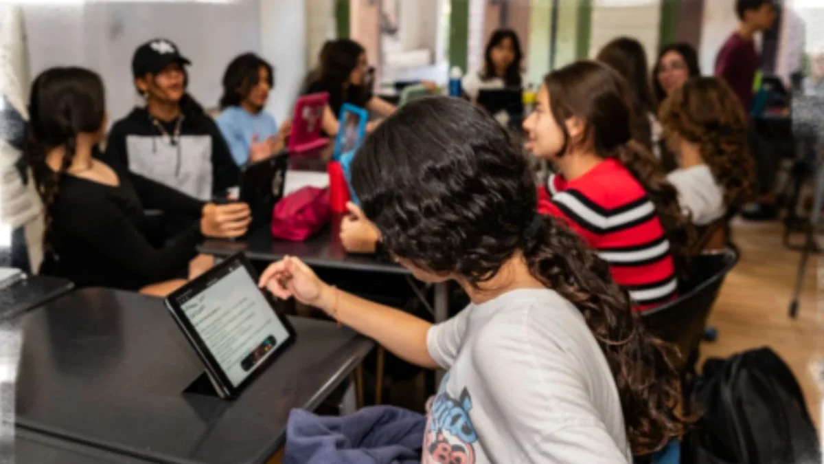 Educare celebró 30 años con el festival Merequetengue, una jornada que fusionó arte, tradición y educación inspirado en Día de Muertos.
