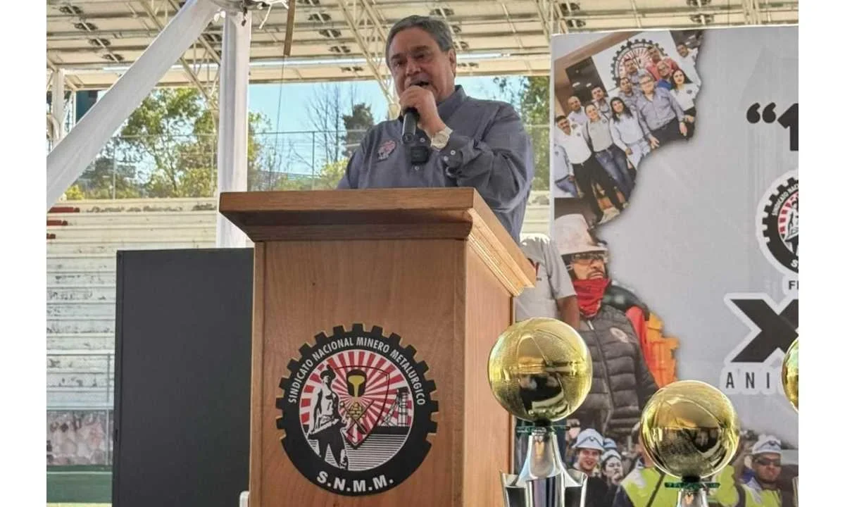 El Sindicato Nacional Minero Metalúrgico FRENTE marchó en el marco de su quince aniversario.