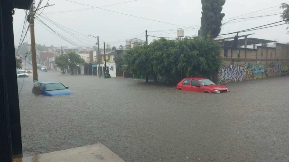 Autoridades estatales y federales recorren zonas de riesgo por el huracán Priscilla categoría 1.
