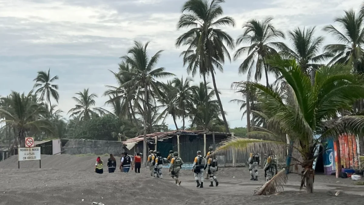 Priscilla se intensificó a huracán categoría 1; autoridades realizan evacuaciones y labores de protección civil en zonas vulnerables.