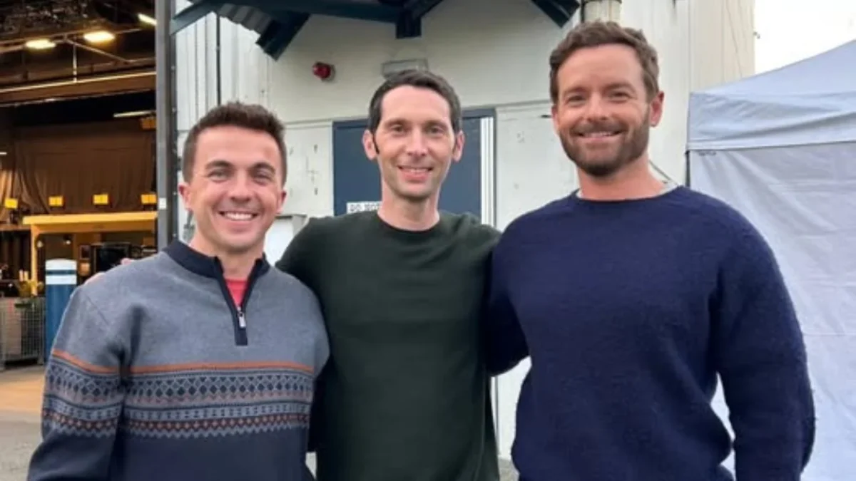 Frankie Muniz, protagonista de la serie ‘Malcolm el de en medio’, compartió una nueva fotografía con sus ‘hermanos’.