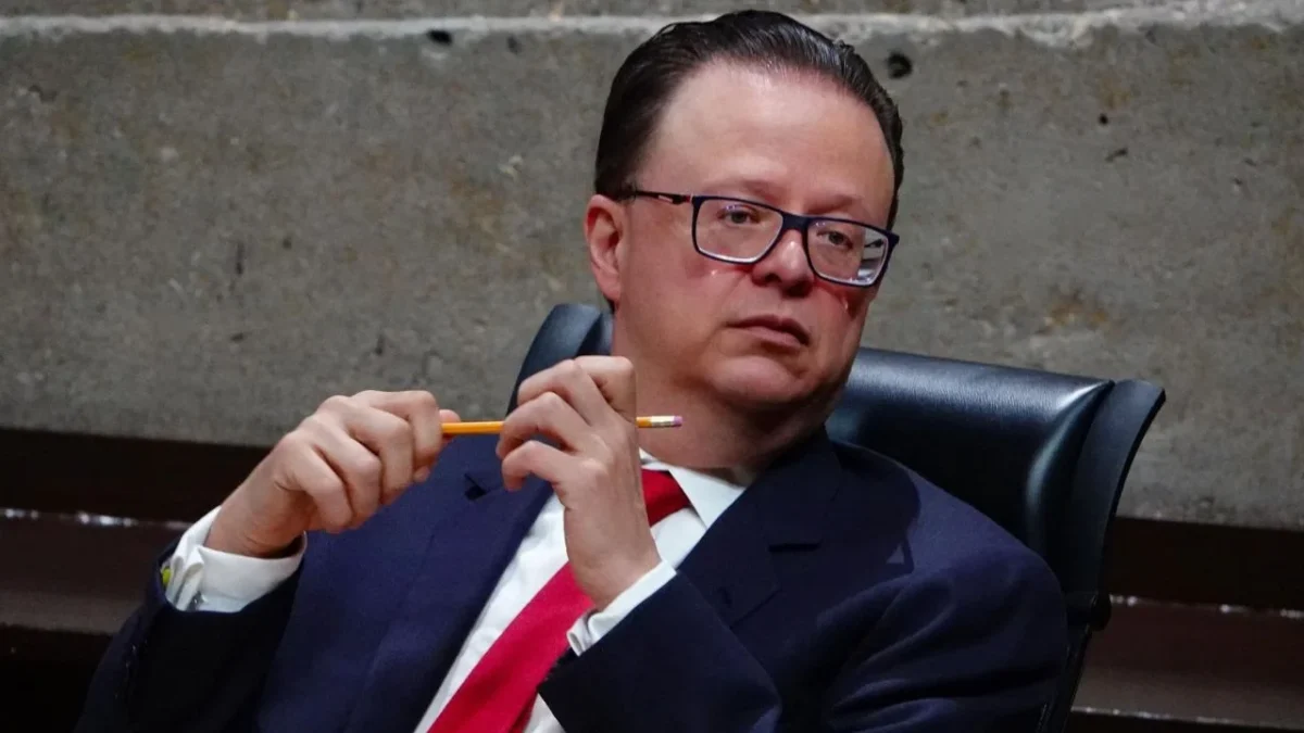 Felipe de la Mata Pizaña participó en la inauguración del foro 'Democracia, pluralismo e interculturalidad: hacia un nuevo constitucionalismo social'.