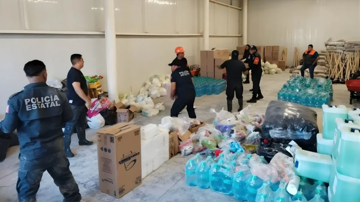 Femsa distribuyó más de 82 mil litros de agua en Veracruz y cerca de 8 mil 828 litros de leche y bebidas hidratantes.