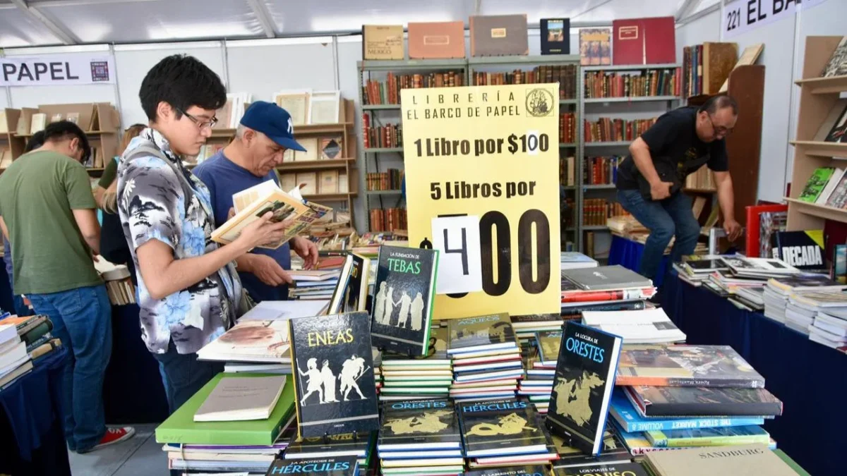 La XXV Feria Internacional del libro del Zócalo reunió a más de 1.3 millones de asistentes en sus nueve días de actividades.