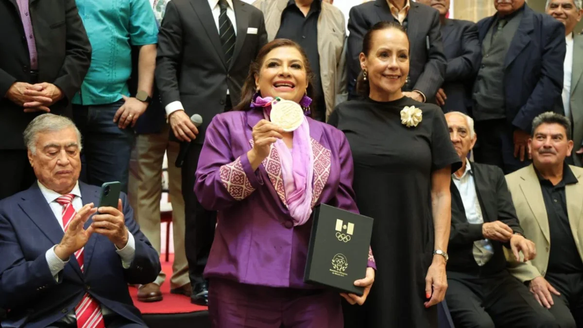 Clara Brugada mencionó que crearán más espacios urbanos para que la población se ejercite de manera gratuita, de cara al Mundial 2026.