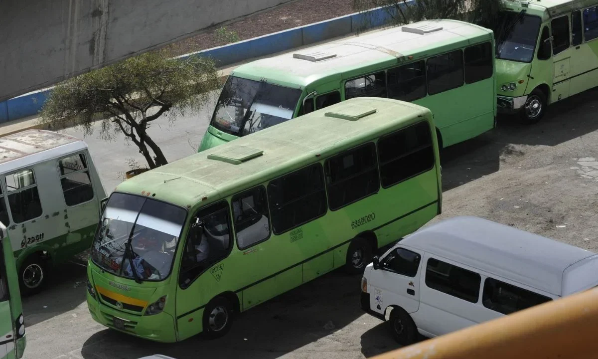El aumento aplicará al transporte público de Ruta y Corredor y la disposición se publicará en la Gaceta Oficial de la Ciudad de México. 
