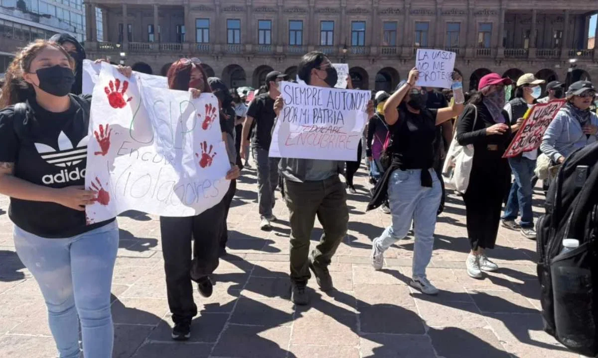 El detenido podría recibir una pena de hasta 20 años de prisión por la violación cometida a una alumna de la UASPL.