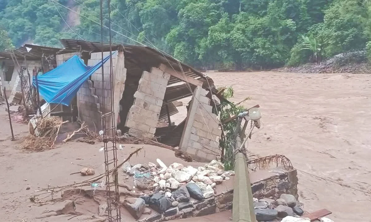 Hidalgo y Veracruz piden ayuda por destrozos tras las lluvias