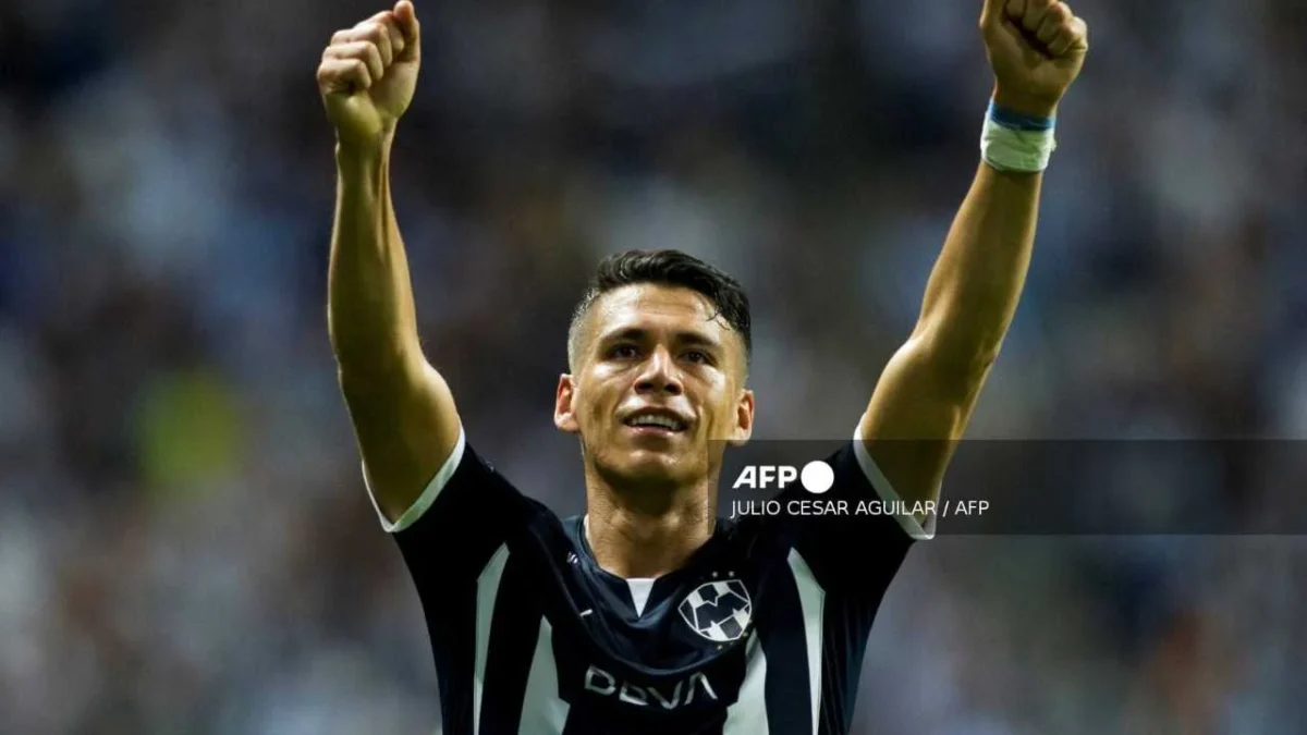 Héctor Moreno anunció de manera oficial su retiro como jugador profesional.