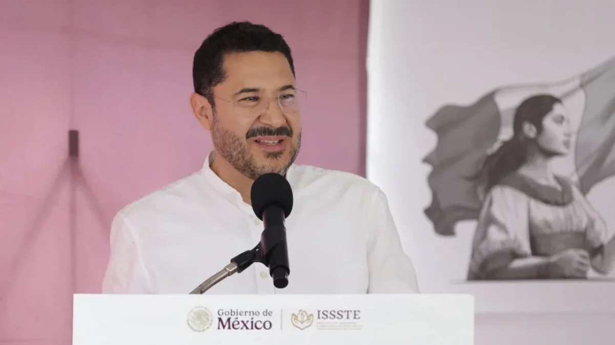 Martí Batres Guadarrama, director del ISSSTE, informó que, a través de la Dirección Jurídica, cedió al Gobierno CDMX y otros entes públicos, cuatro predios.