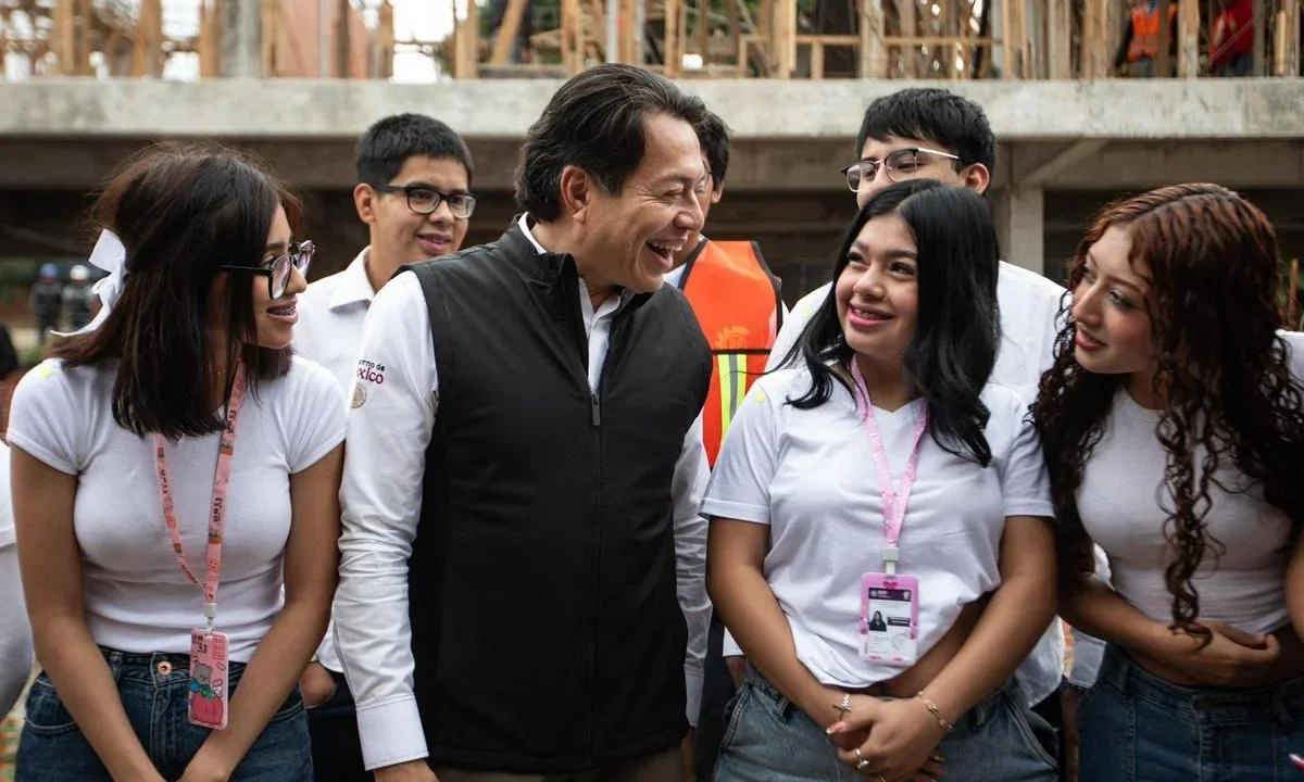 Durante su visita al Estado de México, Mario Delgado Carrillo supervisó el avance en la construcción del nuevo CBTIS 296.