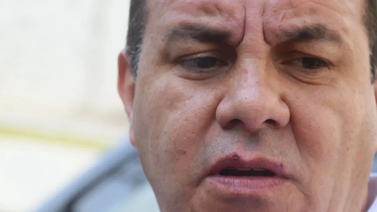 Tras desliz de Cuauhtémoc Blanco jugando pádel durante la Comisión de Presupuesto, Morena recuerda a sus diputados criterios de asistencia.