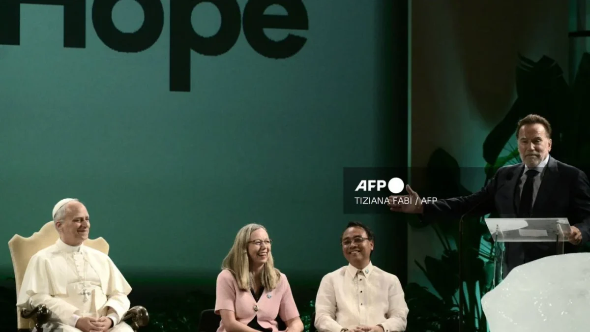 El Papa León y Arnold Schwarzenegger se reúnen para hablar sobre el cambio climático