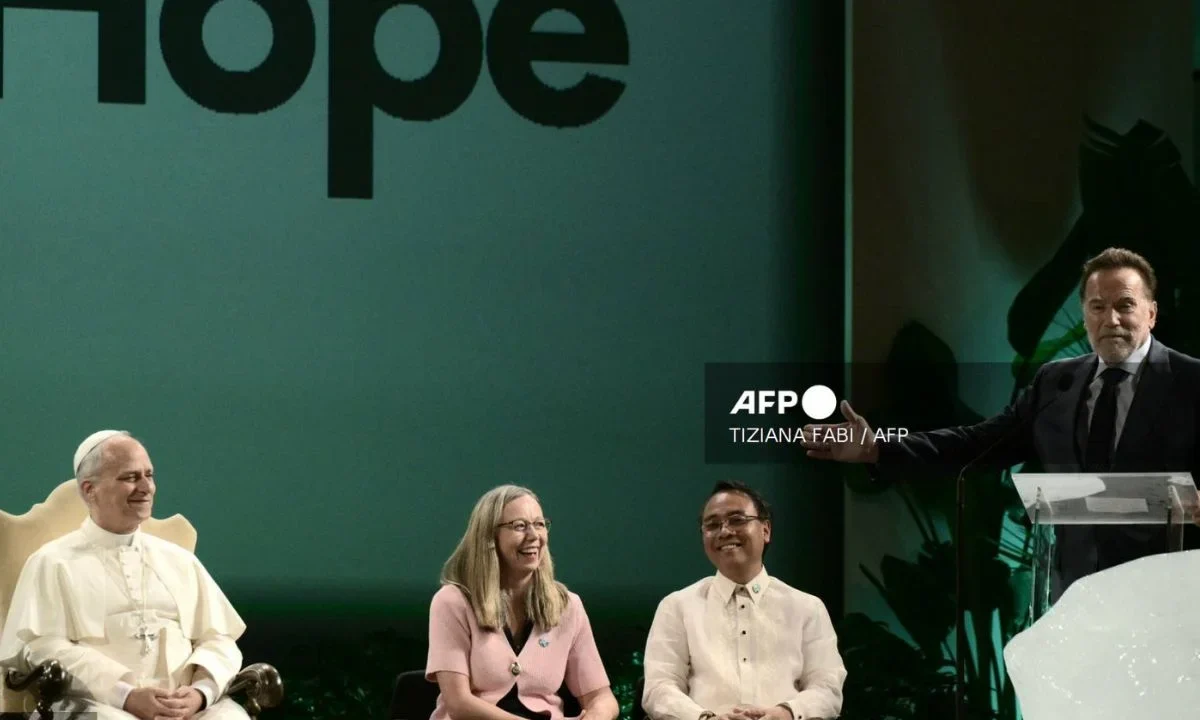 El Papa León y Arnold Schwarzenegger se reúnen para hablar sobre el cambio climático