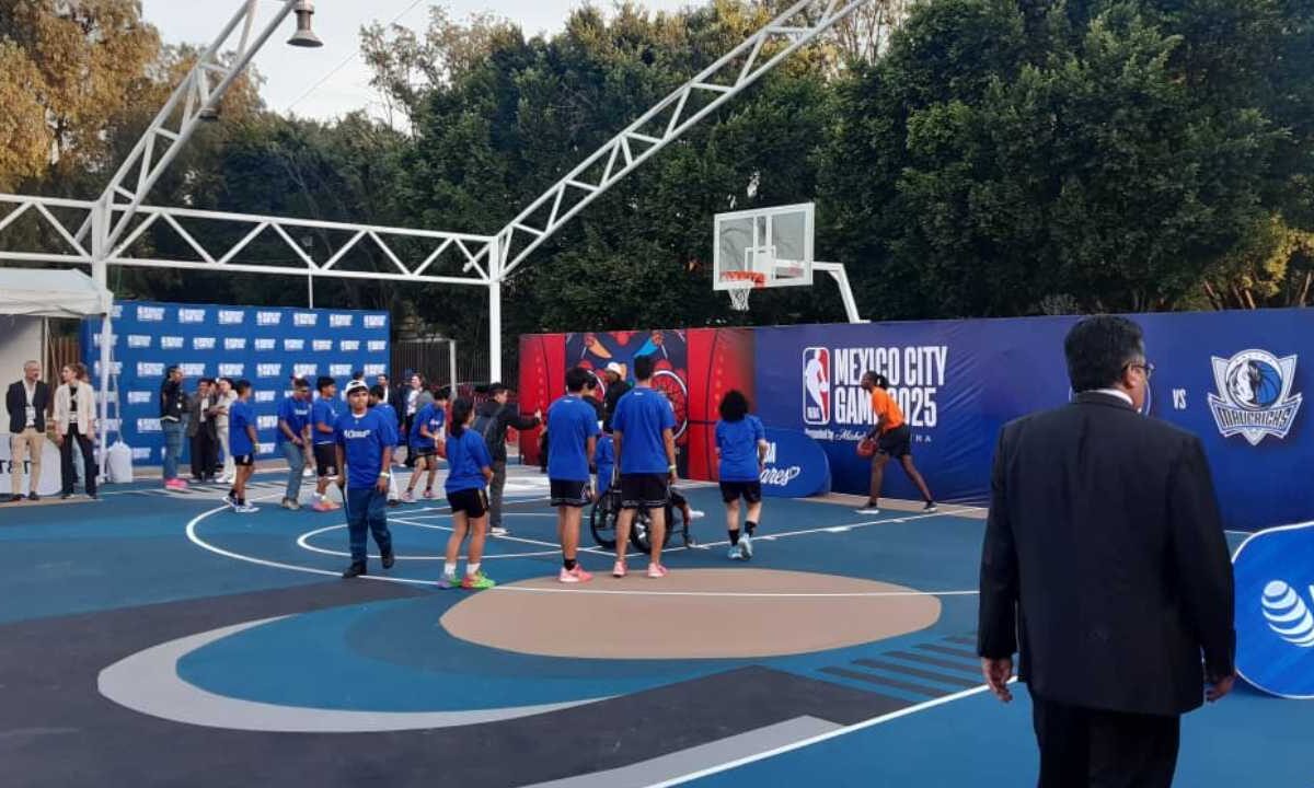 La NBA realizó una clínica de basquetbol en coordinación con la alcaldía Azcapotzalco.