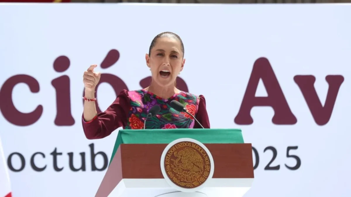 Claudia Sheinbaum en el Zócalo capitalino durante su última para para la rendición de cuentas de su primer año de gobierno